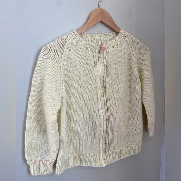Vintage Hand-Knit Dumbo Zip Cardigan Size 6-7 (approx) - Picture 4 of 12